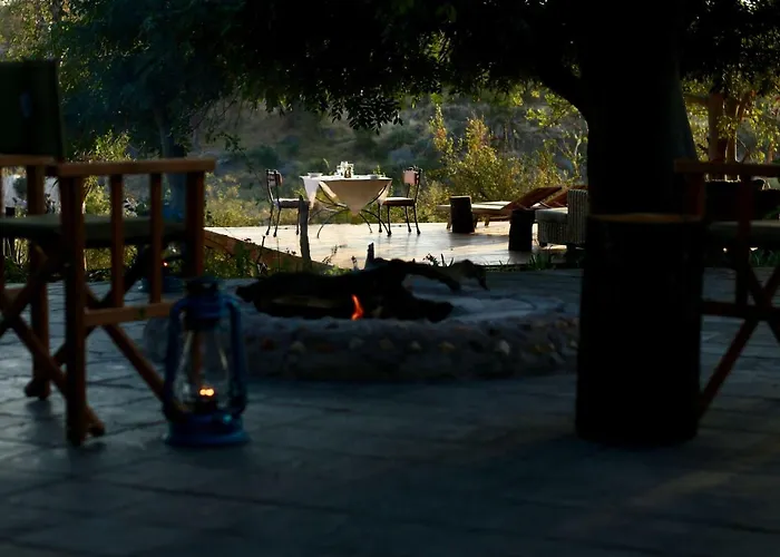 Ivory Wilderness River Rock Lodge